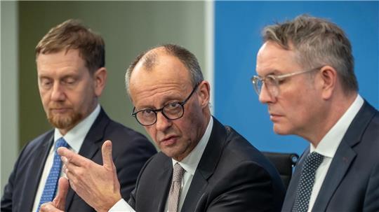 Einig beim einen Thema, zerstritten beim zweiten: Merz und die Ministerpräsidenten. 