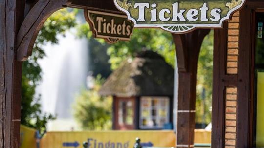 Einige Freizeitparks erhöhen die Preise