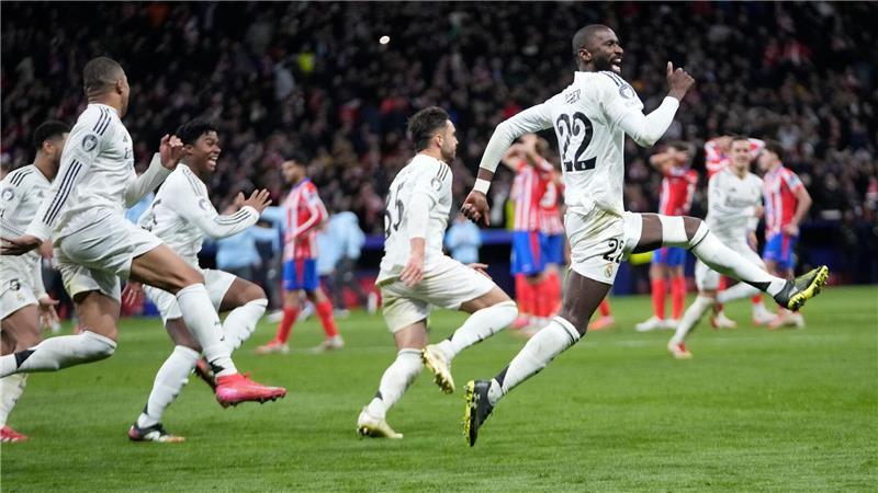 Einige Real-Stars provozierten mit ihren Gesten und ihrem Jubel die Atlético-Fans - und wurden nun bestraft.