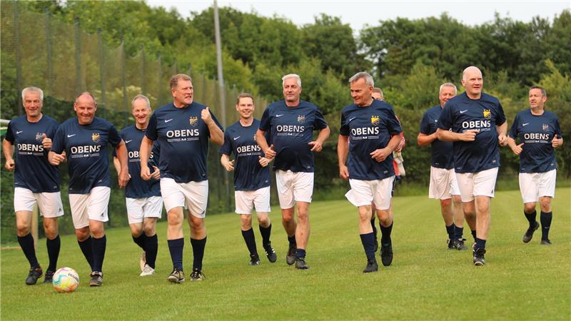 Einmal pro Woche trainiert die Ü50 des TuS Eiche Bargstedt. Das Team ist in dieser Saison nur im Pokalwettbewerb angetreten.