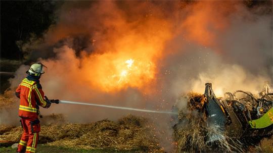 Einsatz für die Feuerwehr und einen Landwirt in Rade.