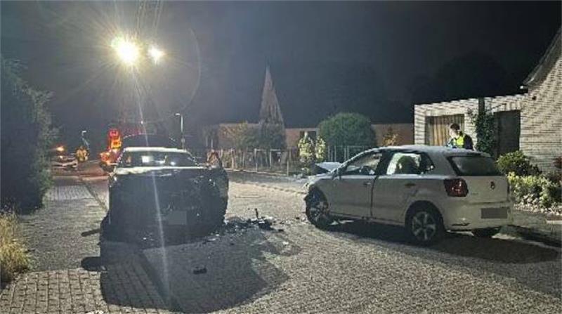 Einsatz mitten in der Nacht: Der Unfall mit Raub ereignete sich gegen Mitternacht. 