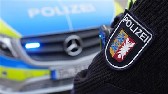 Einsatzkräfte haben bei der Suche nach einem seit 2014 vermissten Mann Knochen entdeckt. (Symbolbild)