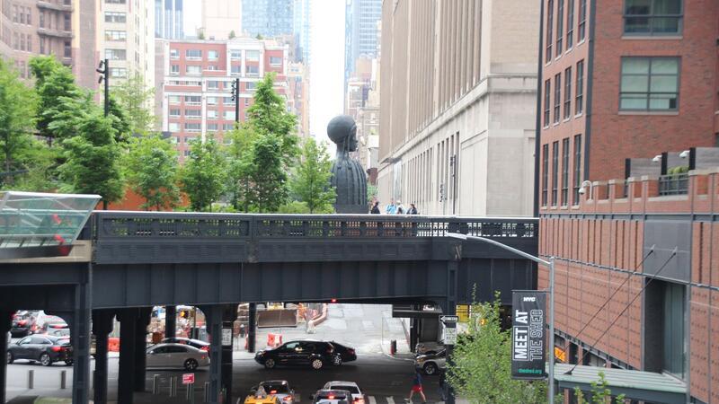 Die New Yorker High Line wird 15 Jahre alt Einst eine vergammelte Hochbahntrasse ist die High Line längst ein blühender Park.