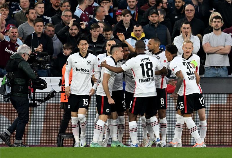 Eintracht Frankfurt darf nach dem Sieg in London vom Europa-League-Finale träumen.