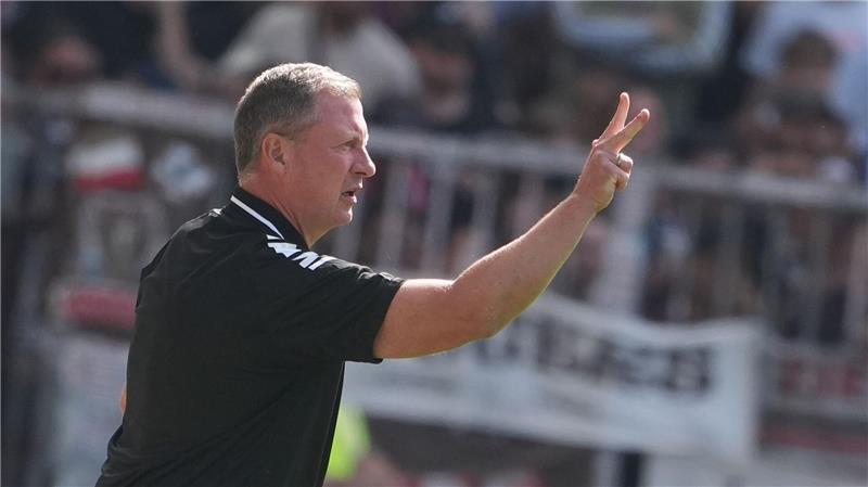 Zitat: Norderstedt-Trainer Ostermann übers Elfmeterschießen Eintracht Norderstedts Trainer Elard Ostermann