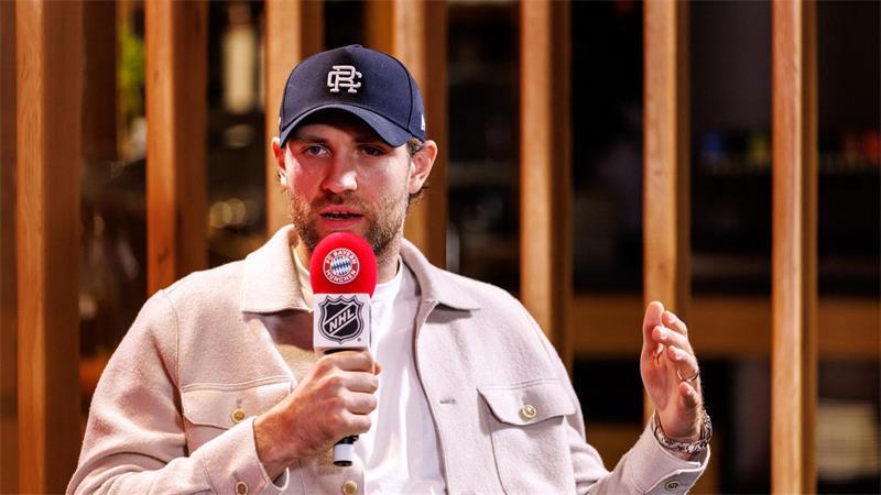 DEL-Chef wettert gegen NHL wegen Spielen in Deutschland Eishockey-Superstar Leon Draisaitl kam für die Verkündung der NHL-Spiele in Deutschland nach München. (Archivbild)
