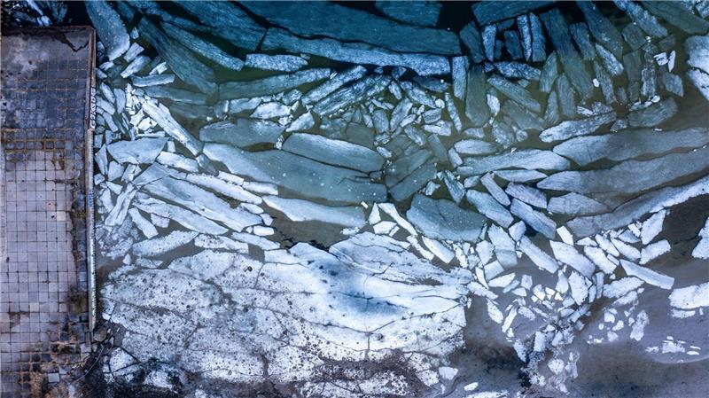 Eisschollen in der Wismarer Bucht