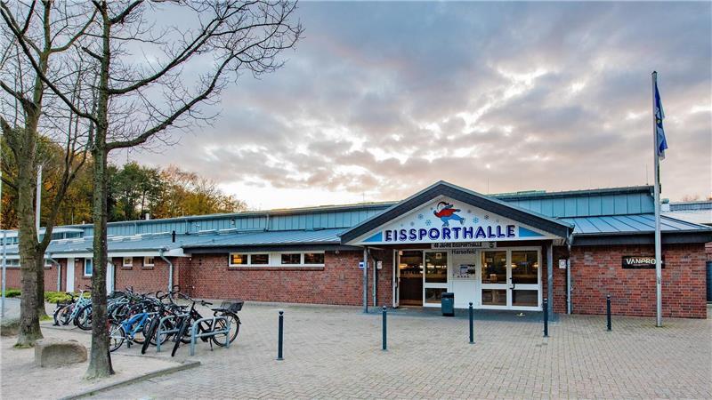 Eissporthalle, Freibad, Schwimmhalle in Harsefeld: Ab 2026 steigen die Preise Eissporthalle Harsefeld.