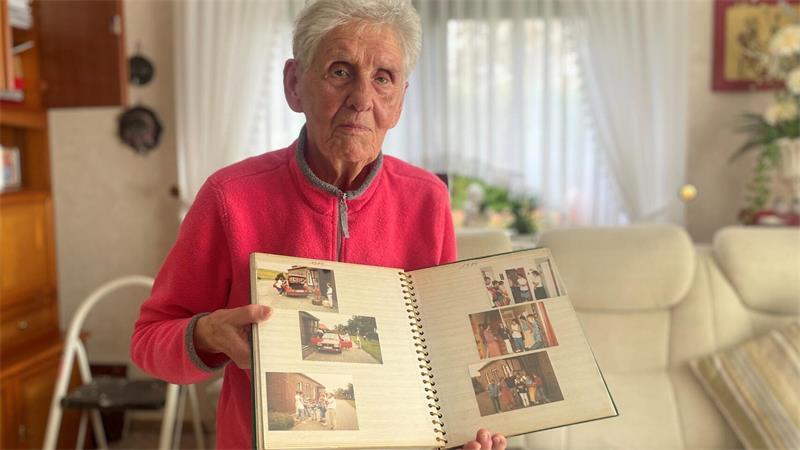 Elfriede Siemers ist inzwischen Urgroßmutter. Sie hat ihren Enkeln eine Menge zu erzählen - besonders über das Leben am Meer.