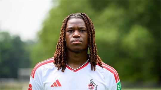 Elias Bakatukanda verlässt den 1. FC Köln leihweise zum VfL Osnabrück. (Archivbild)