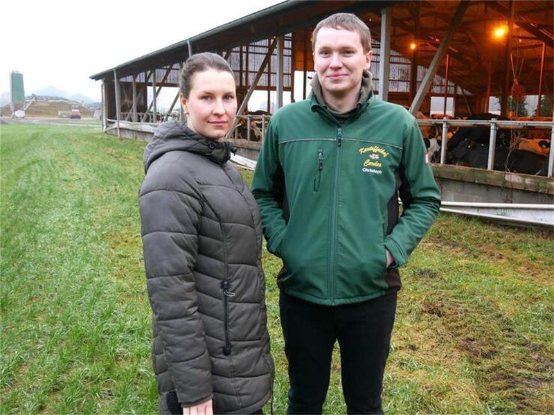 Maul- und Klauenseuche: Landwirte haben Angst um ihre Tiere Elisabeth Engelke und Christoph Cordes sehen besorgt auf MKS. Sie sind sich sicher, dass nur eine absolute Biosicherheit die Seuche stoppen kann.
