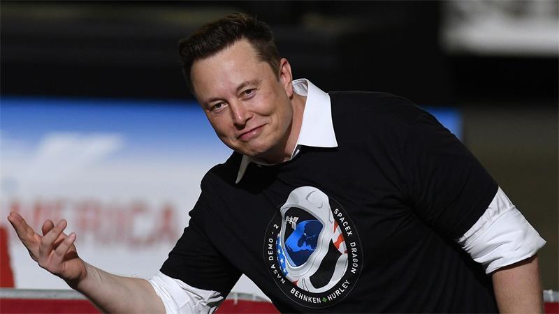 Elon Musk wurde mit dem SpaceX-Börsengang zum ersten Menschen mit einem Billionenvermögen - zumindest auf dem Papier. (Archivbild)