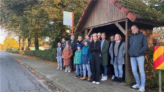 Eltern und Kinder sind sauer: Schon drei Mal in diesem Schuljahr kam morgens der Schulbus nicht. Ohnehin machen die Fahrpläne den Großenwördenern Probleme.
