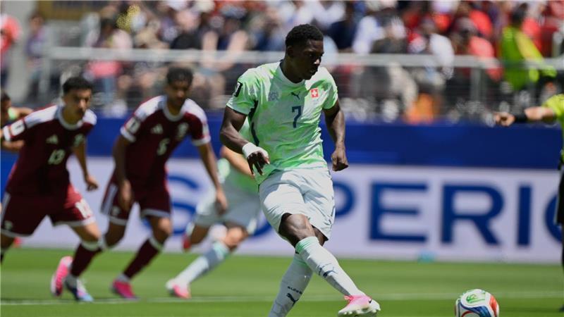 Embolo zeigte beim 1:0 keine Nerven.