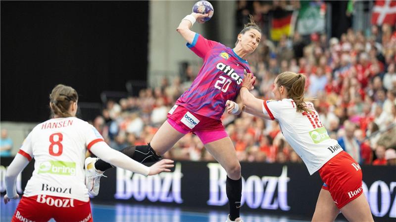 Vorbild für Handball-WM? Was unsere Weltmeisterinnen 1993 auszeichnete Emily Vogel, Tochter von Bölk, zählt zu den erfahrensten Spielerinnen.