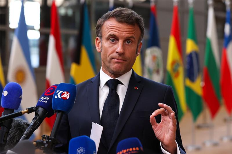 Macron stellt Korsika Autonomie in Aussicht Emmanuel Macron hat auf Forderungen nach mehr Eigenständigkeit für die Mittelmeerinsel Korsika reagiert.