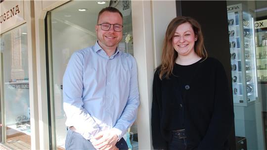 Engagieren sich beim Sympathischen Harsefeld: Juwelier Matthias von Hein und Fotografin Carina Schrödter.