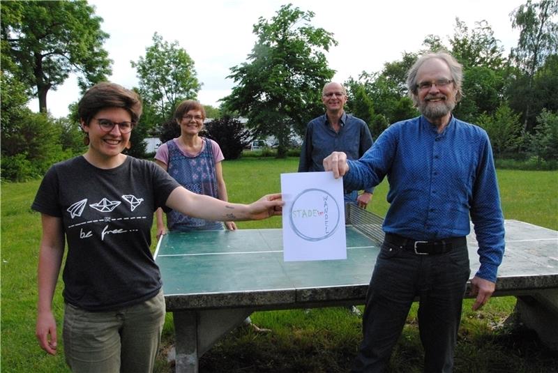 Engagieren sich in der Initiative Stade im Wandel : Anna-Lena Passior, Almut Nolte, Dietrich Asche und Jens Schliwa (von links). Foto: Stief