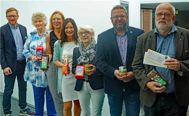 Engagiert: Fachgruppenleiter Kultur, Tourismus und Stadtmarketing Torsten Lange, die Mitglieder der Lenkungsgruppe Gerlind Ströhlein, Bettina Priebe und Heike Marquardt, Hannelore Hesse (Buxtehuder Tafel), Ralf Dessel und Timm von Borstel (