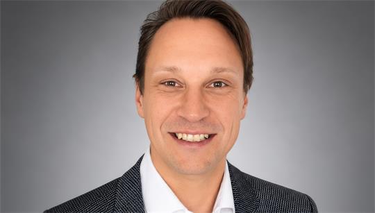 Enrico Bergmann ist seit fünf Jahren Ratsherr in Stade.