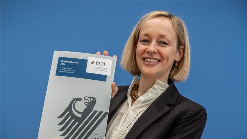 Vor Start der E-Patientenakte: Appell an alle Versicherte „Entscheiden Sie informiert und entscheiden Sie selbst“, mahnt die Bundesdatenschutzbeauftragte Louisa Specht-Riemenschneider.