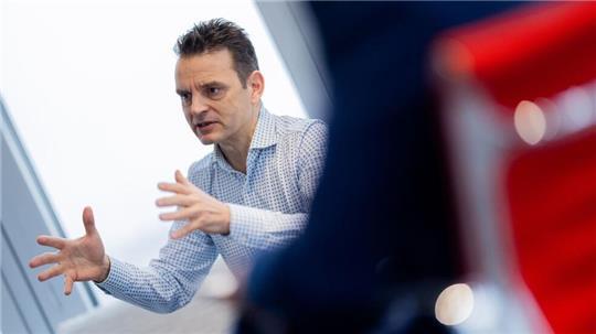 Eon-Chef Leonhard Birnbaum erhofft sich von der Politik der neuen Bundesregierung, dass Wachstum und Wettbewerbsfähigkeit eine zentrale Rolle spielen. Eon ist Deutschlands größter Energieversorger mit 14 Millionen Strom- und Gaskunden. 