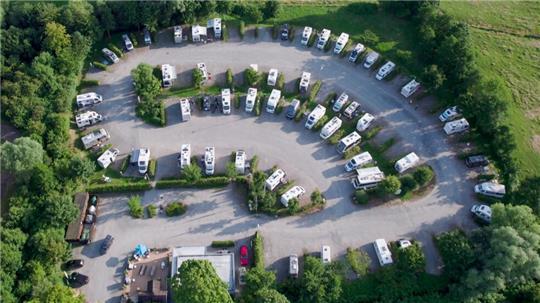 Er gehört zu den besten in Deutschland: Der Wohnmobilstellplatz am Schiffertor in Stade.
