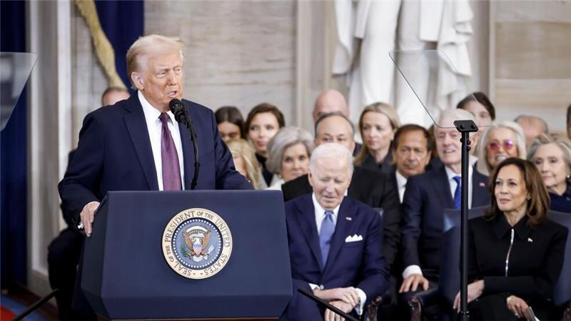 Trumps erste Entscheidungen: Migration, Trans-Rechte, Klima Er kündigte dafür mehrere sogenannte Executive Orders an, die keine Zustimmung des Kongresses brauchen.