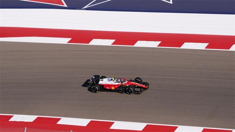 Er mag den Kurs: Lewis Hamilton setzte die Bestzeit im letzten Freien Training.  