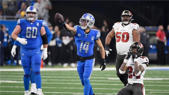 Er trägt die Nummer 14 und er ist in Topform: Amon-Ra St. Brown von den Detroit Lions.