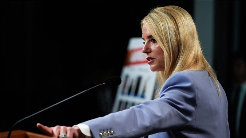 Justizministerium: Größter Fentanyl-Fund der US-Geschichte Erfolg für Trumps Justizministerin Pam Bondi: Anti-Drogenbehörden ist ein großer Schlag gegen den illegalen Drogenhandel gelungen.