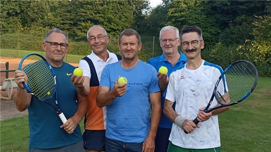 Erfolgreich: Werner von Borstel, Joachim Kellermann, Horst Hartwig, Günter Tomforde und Philipp String (von links).