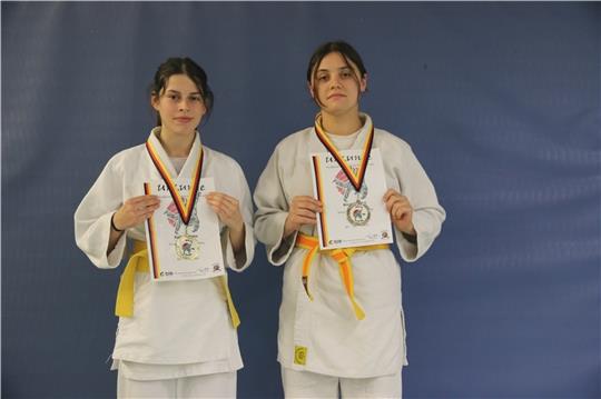 Erfolgreiche Judoka: Salima Hahn und Nicole Schlej.