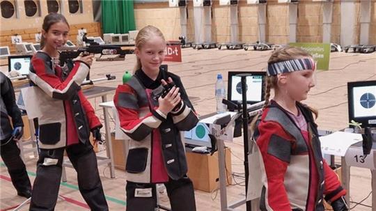 Erfolgreicher Nachwuchs: Iryna Kochkina, Alexia Kohlhof und Lieke Eickstädt (von links).