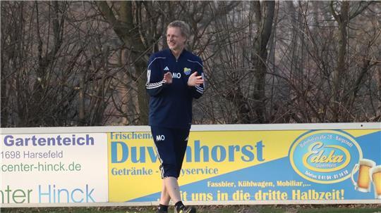 Erfolgstrainer Maik Ohlandt führt den TuS Eiche Bargstedt nach nur einem Jahr zurück in die Kreisliga. Bereits drei Spiele vor dem Ende der Saison steht das Team als Aufsteiger und Meister fest.