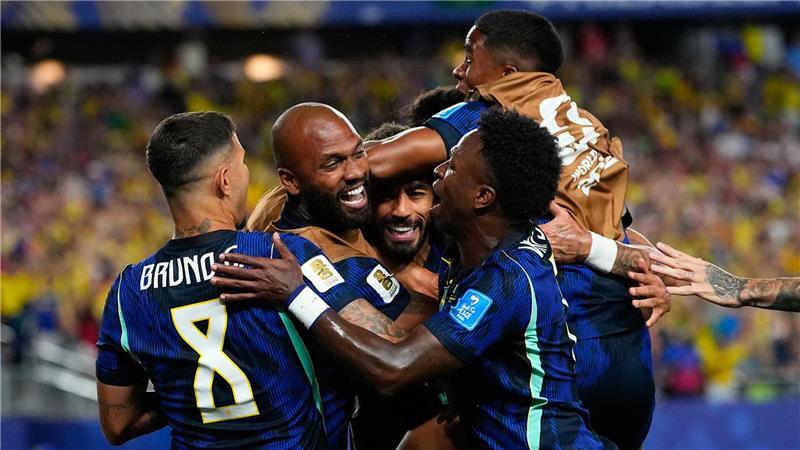 Ex-Bundesliga-Profi trifft doppelt: Brasilien schlägt Haiti Erleichterung: Nach dem Remis gegen Marokko war der Druck auf Brasilien groß.