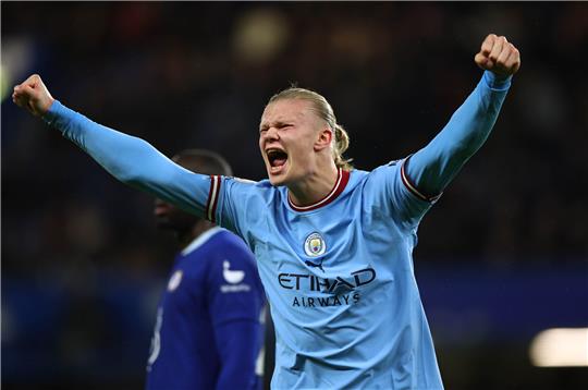 Erling Haalands Manchester City ist erneut umsatzstärkster Club: Manchester City führt die Football Money League von Deloitte wie 2022 an. Foto: David Klein/CSM via ZUMA Press Wire/dpa
