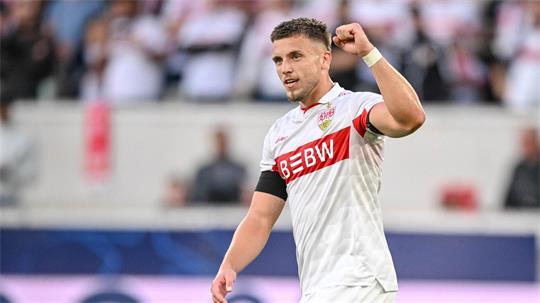 Ermedin Demirovic brachte den VfB Stuttgart mit drei Treffern auf die Siegerstraße. 