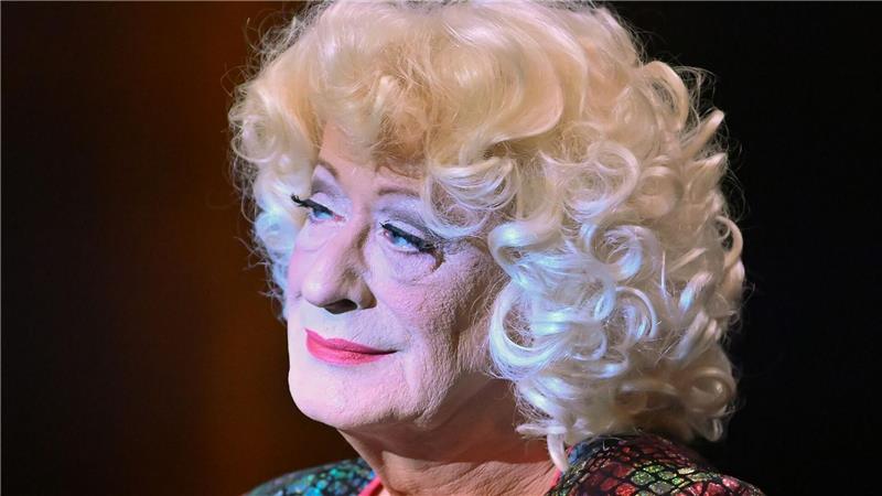 Ernie Reinhardt wird 70: Der Mann, der Lilo Wanders ist „Ernie“ Reinhardt, wie ihn Hamburg und TV-Deutschland kennen.