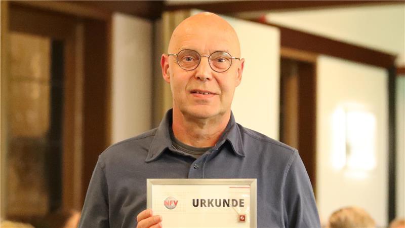 Helden abseits des Fußballplatzes: Die besten Ehrenamtler im Kreis Stade Ernst Hülsen von der SG Freiburg/Oederquart.