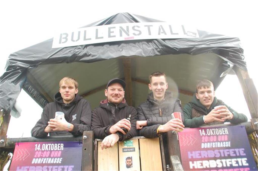 Erntefest der Dorfjugend in Sauensiek.