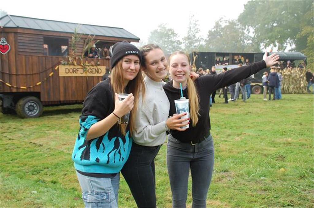 Erntefest der Dorfjugend in Sauensiek.