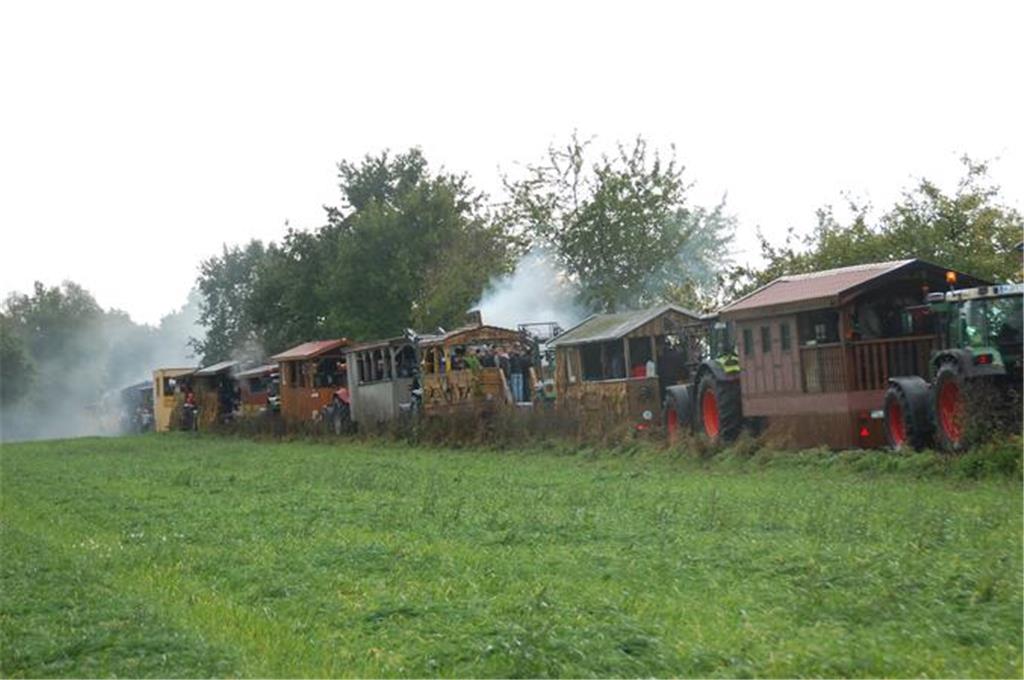 Erntefest der Dorfjugend in Sauensiek.