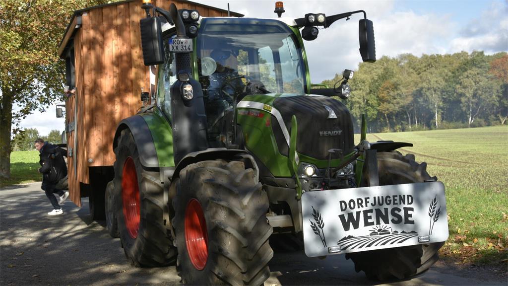 Ernteumzug in Sauensiek.