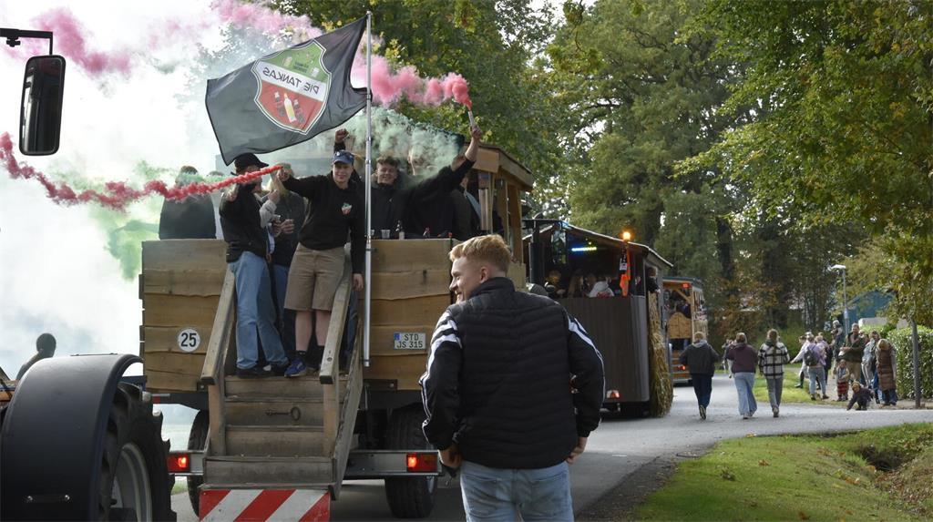 Ernteumzug in Sauensiek.
