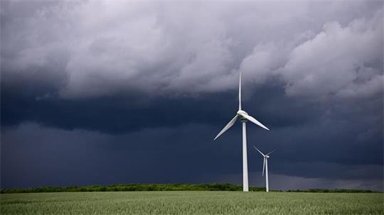 Erst Hitze, dann Gewitter, Sturmböen und Starkregen: Der Deutsche Wetterdienst warnt für Donnerstag vor Unwettern. (Archivbild)