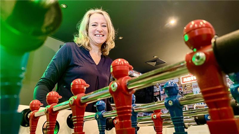 Erst am Fleth, jetzt am Geesttor: Seit 2022 betreibt Sabine Mirwald ihre Kneipe.