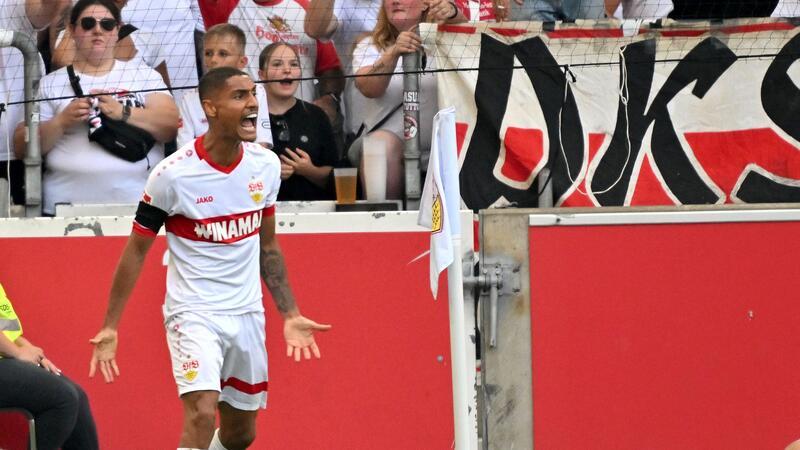 Mehr Frust als Lust: Vizemeister VfB vermurkst den Start Erst getroffen, dann einen Elfmeter verschuldet: Stuttgarts Enzo Millot.