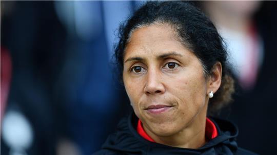 Erste Frau überhaupt im Aufsichtsrat des FC Schalke 04: Steffi Jones. 